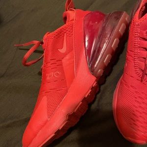 Nike Air Max 270 (GS)   Size 4Y